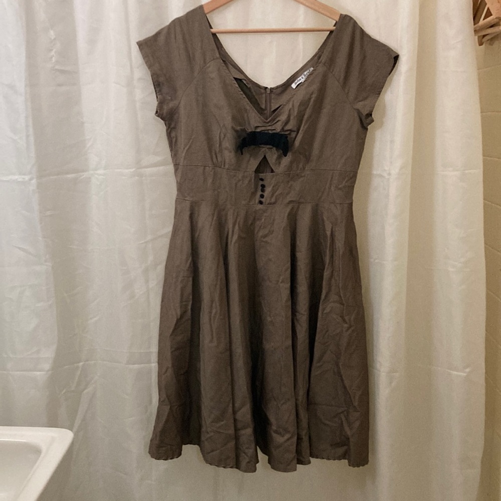 Tailor & Twirl by Tatyana V Neck Dress